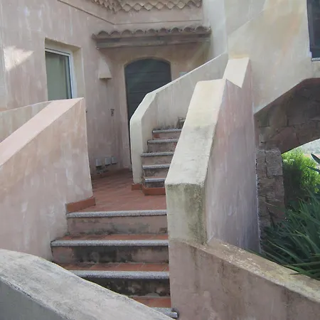 Calarossa Sardegna Casa Al Mare Apartamento *